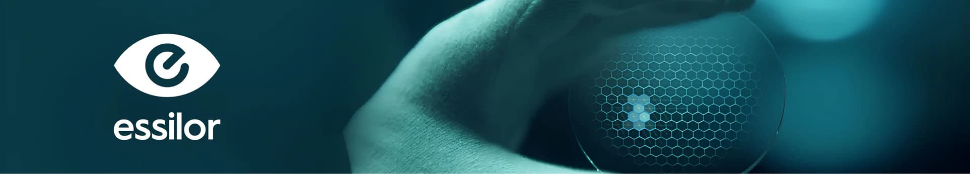 Essilor company banner