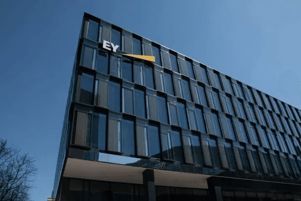 Ernst Young (EY) office environment 1