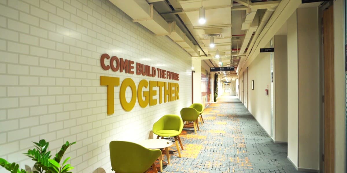 Amazon office environment 2